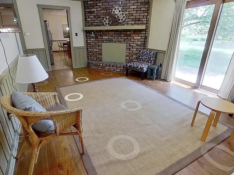6115 Redcoach Ln — Photo 2