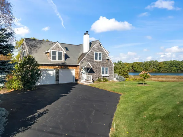 28 Riverwood Drive, York, ME 03909