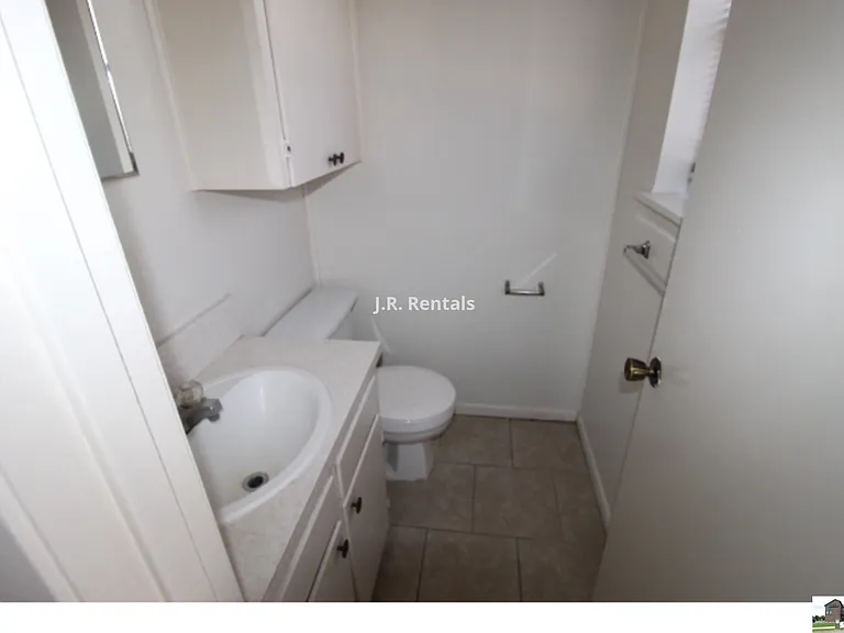 803 Michelle Dr — Photo 18