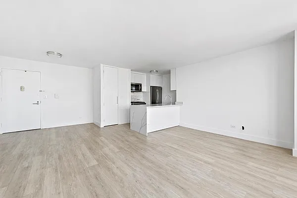 Rented by Douglas Elliman | media 19