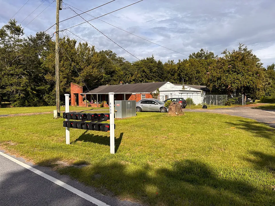 4433 Marracco Dr