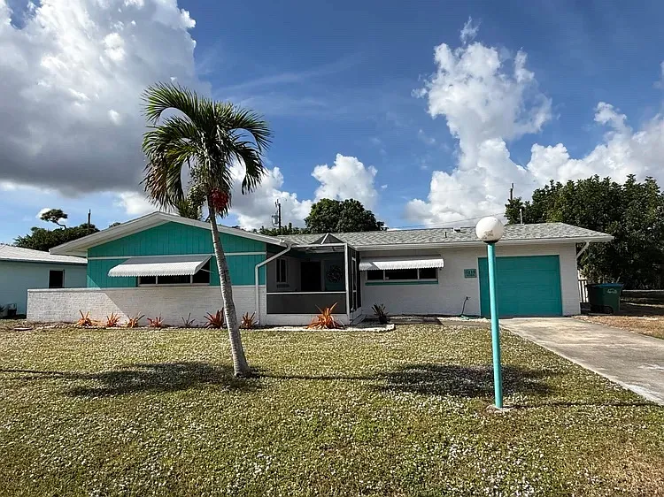 5210 York Ct — Photo 16
