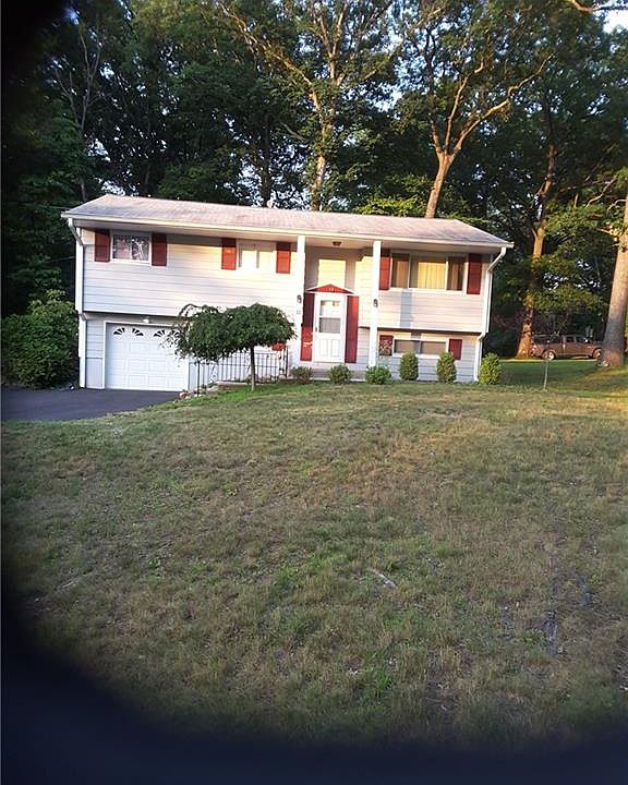 2nd image of 12 Margetts Rd