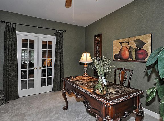 5th image of 1046 Hidden Creek Ct