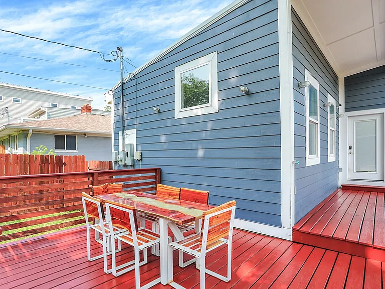 1334 Laurel St — Photo 25