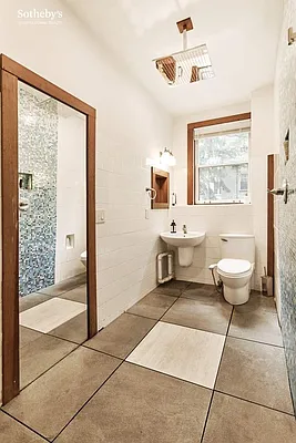 Rented by Sotheby's International Realty | media 21