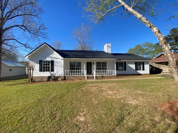 406 Chapelwood Dr, Dothan, AL 36305