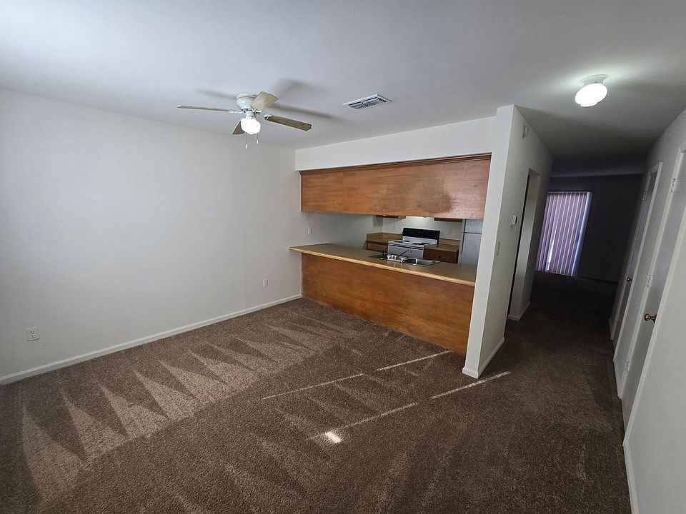2nd image of 6537 Commons Dr