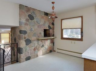 1566 County Rd V, Grafton, WI 53024