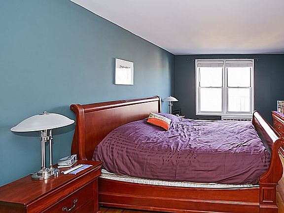 3rd image of 3044 29th St APT 7U