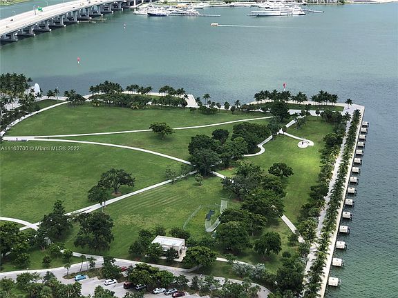 5th image of 888 Biscayne Blvd APT 4010