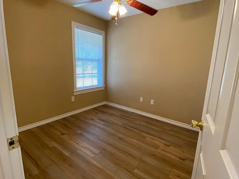 1441 Seamans Way — Photo 18