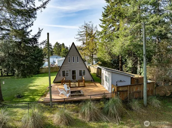 1808 227th Place, Ocean Park, WA 98640