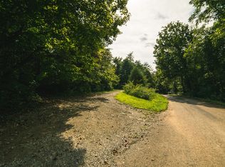 756 Winstead Rd, Thorn Hill, TN 37881