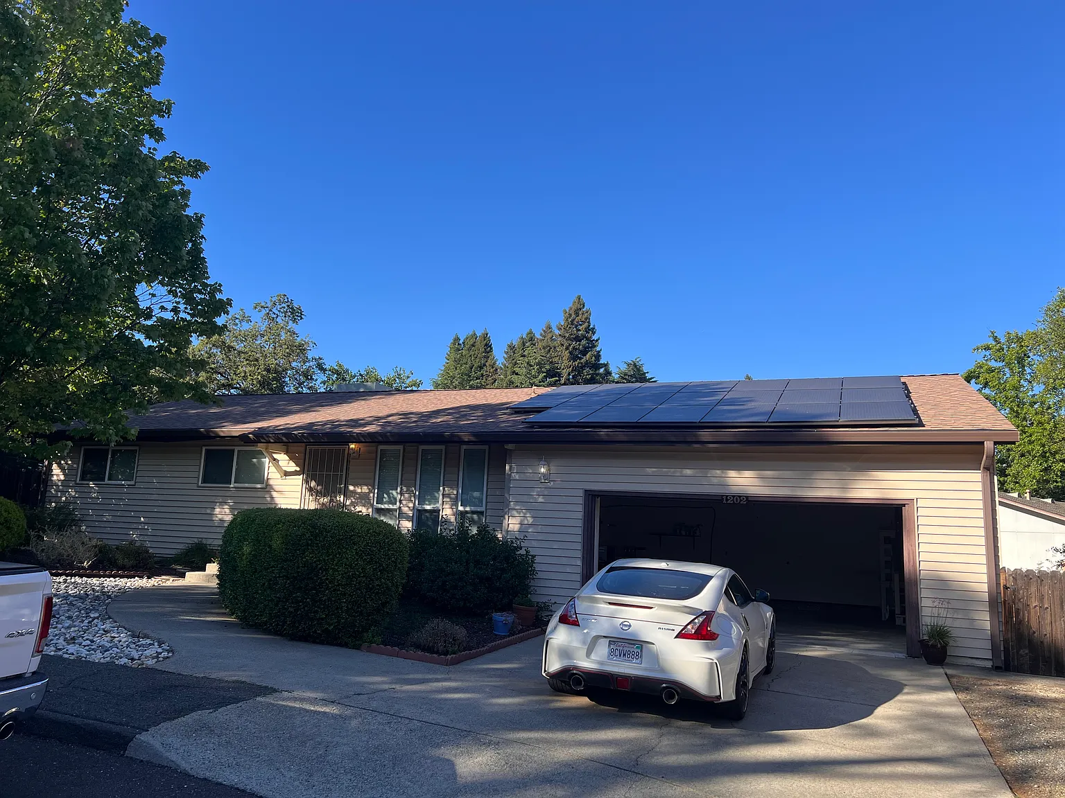 3 bed, 1440 sqft, $3,500 — Photo 1