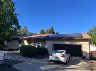 1202 Granite Ln, Auburn, CA 95603
