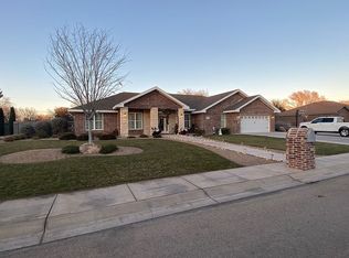 704 Monterrey St, Artesia, NM 88220