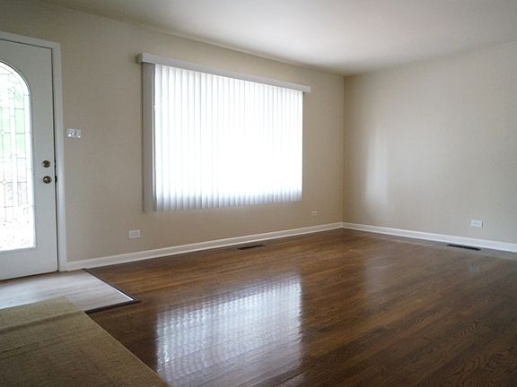 2nd image of 5621 Albert Dr