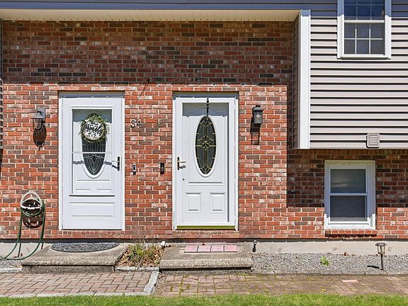 4th image of 32 Tallant Road