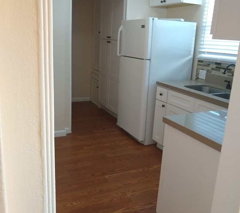 2nd image of 6610 Flora Ave APT 5