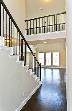 4th image of 1604 Lisburn Dr