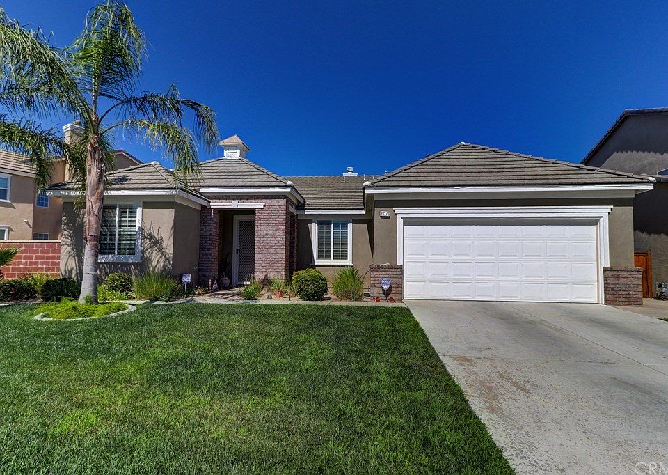 1st image of 39273 Half Moon Cir