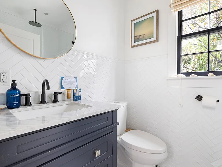 70 Ashe St — Photo 32