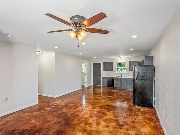 5th image of 614 Lebato St