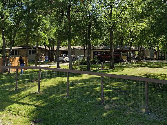 3rd image of 16065 Mulberry Dr