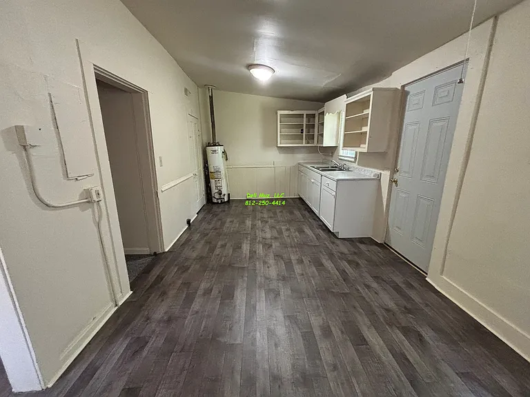 306 E Louisiana St — Photo 11