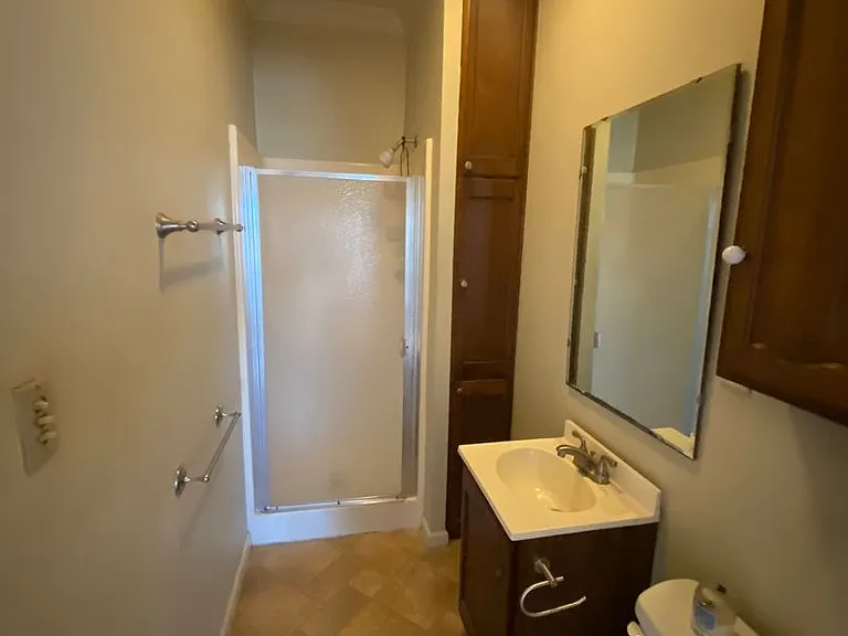 105 W. Cherry — Photo 12