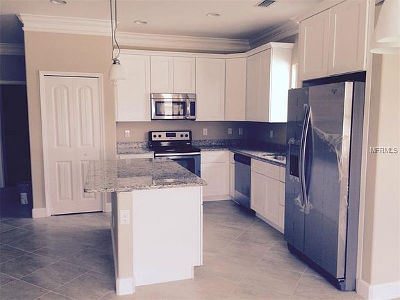 2nd image of 607 Barnacle Ct