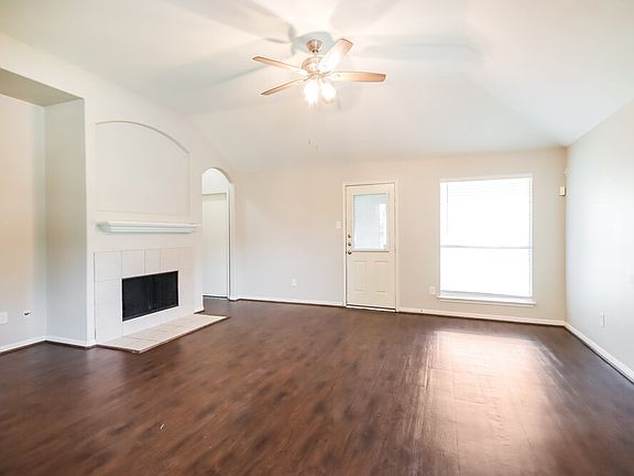 3rd image of 12002 Green Butte Ct