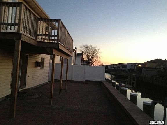 2nd image of 458 Nassau Ave