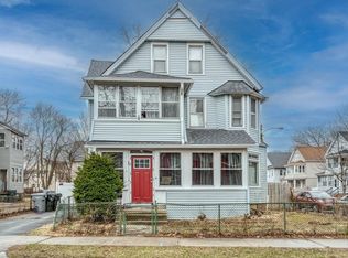 22 Pasadena St, Springfield, MA 01108