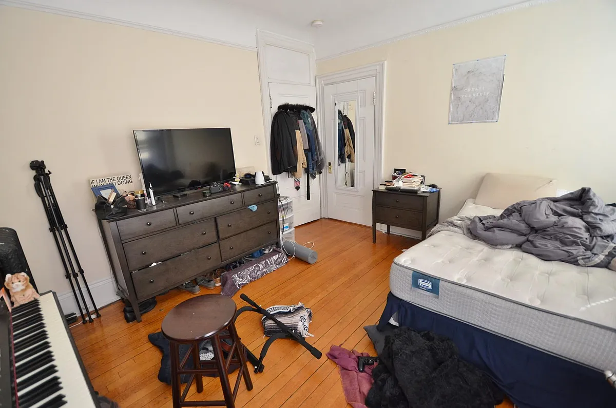 Building Photo - 13 Haviland St #8