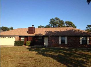 1912 Edgewood Dr, Navarre, FL 32566