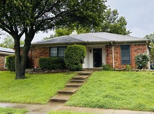 2726 E Wentwood Dr, Carrollton, TX 75007