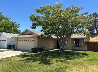 2726 Coria Pl, Palmdale, CA 93550