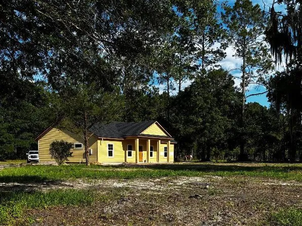 11249 MALLIE DAVIS Road, Glen St. Mary, FL 32040
