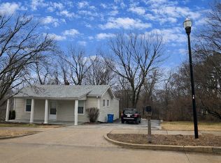 135 Reading Ave, Maryland Heights, MO 63043