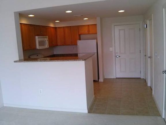 3rd image of 4490 Market Commons Dr Unit 408