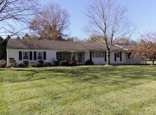 2 Whispering Way, Annandale, NJ 08801