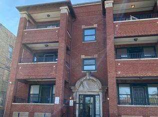 113 E 57th St #1, Chicago, IL 60637