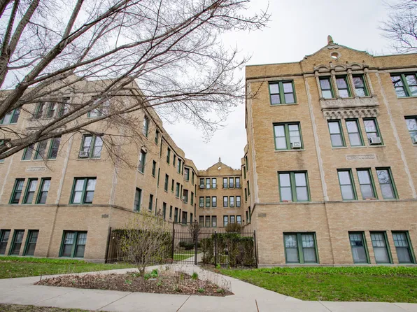 146 Clyde Ave APT 2E, Evanston, IL 60202