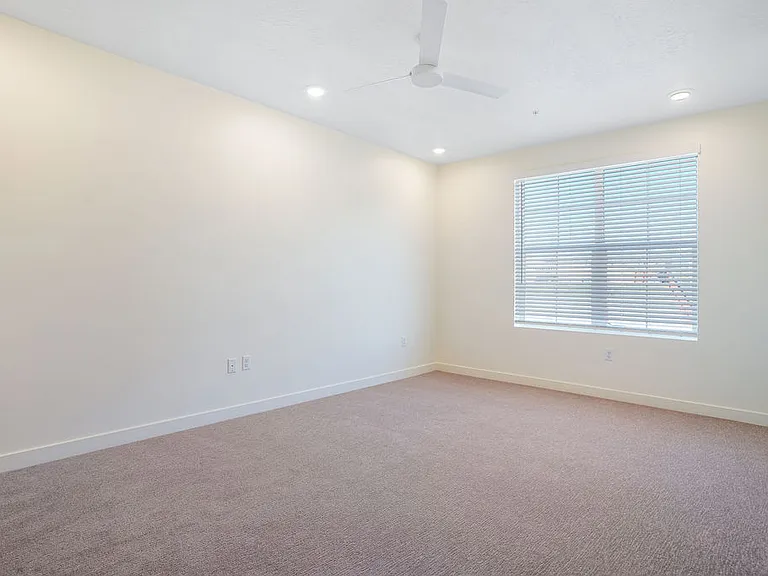 188 N 800th St E #3 — Photo 48