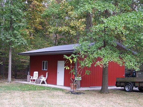 Workshop/Addt'l 2 car gar!