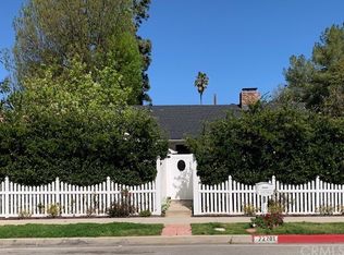 22701 Burbank Blvd, Woodland Hills, CA 91367