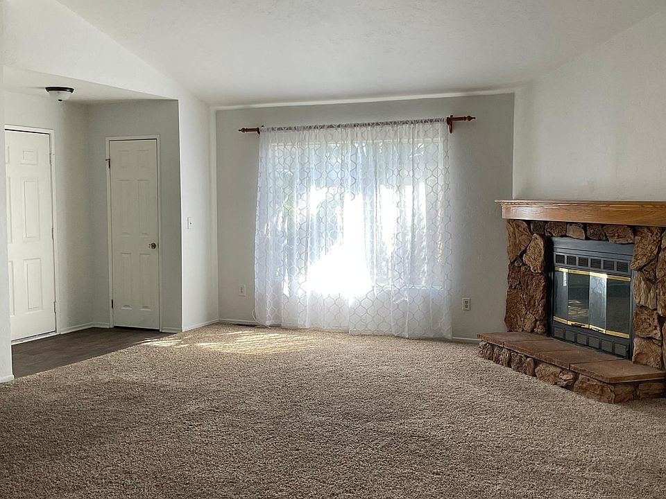 1st image of 4702 N Ventura Ave