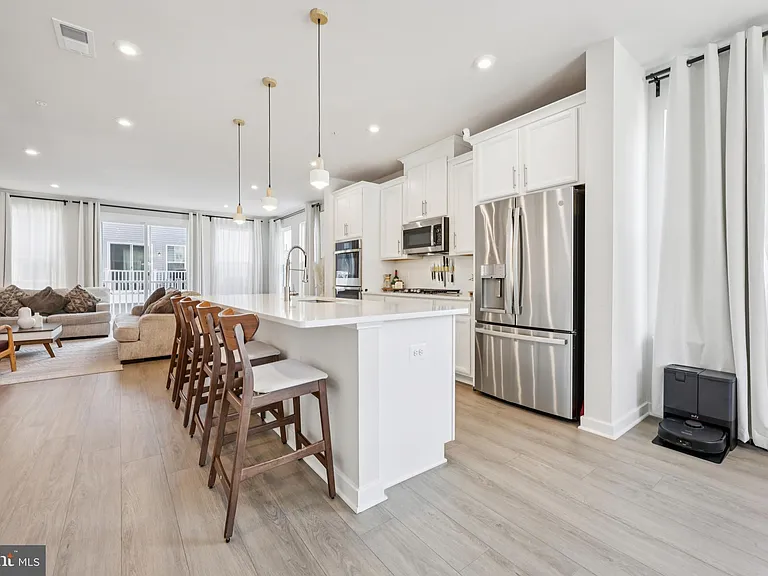 5601 Hyattsville Dr — Photo 29